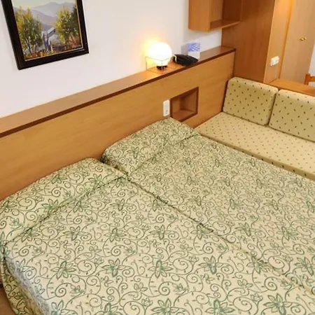 Szálloda Evenia Monte Alba 3*