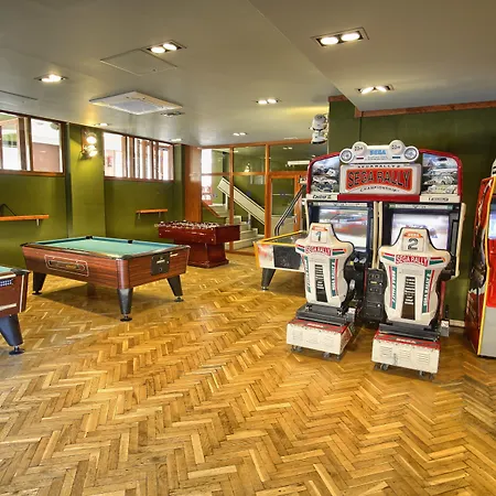 Szálloda Evenia Monte Alba