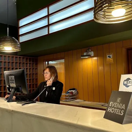 埃文尼亚蒙特阿尔巴酒店 酒店 3*