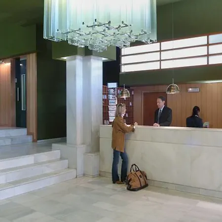 埃文尼亚蒙特阿尔巴酒店