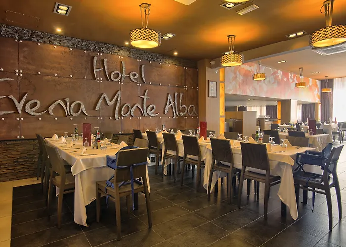 Evenia Monte Alba Hotell 3*